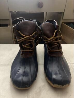 Sperry Top-Sider navy blue leather waterproof duck boots size 8
